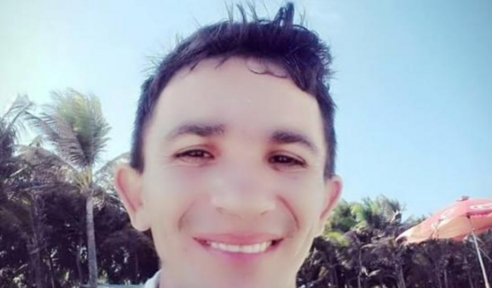 Compra um novo rádio para o orlando 