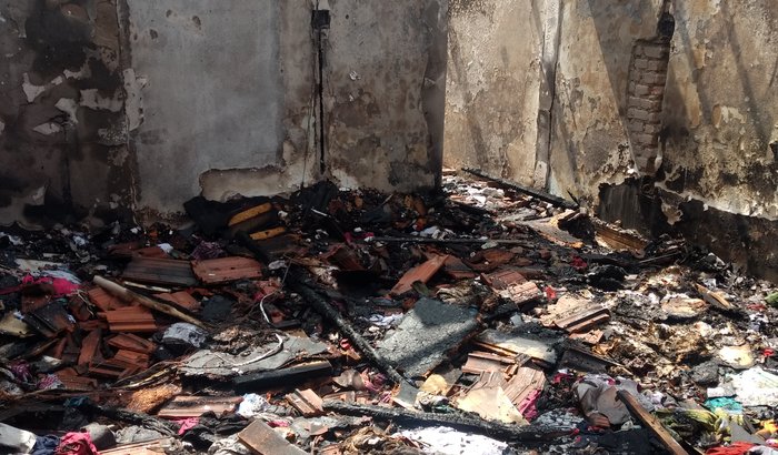 Família perde tudo em incêndio 