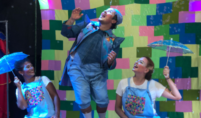 Ajude a Imprópria Trupe