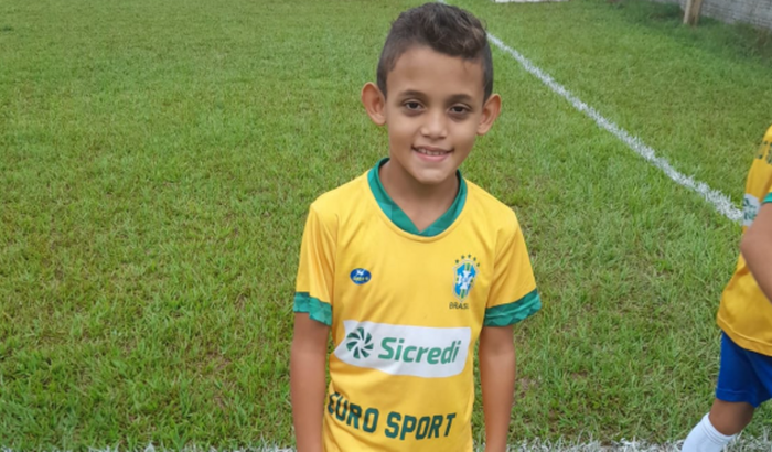 Ajude o Luan CR7 a realizar o sonho