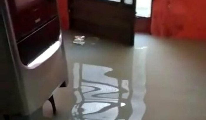 Tinta Impermeabilizante Para Família do Interior 