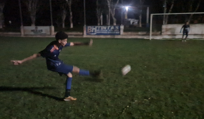 Ajuda com passagens e despesas para viagem de teste em time profissional de futebol(ATLÉTICO GOIANIENSE)