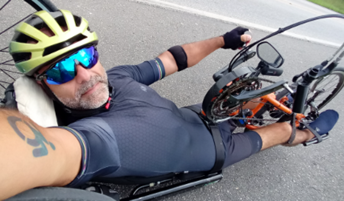 Ajude um paraciclista a participar do GP de paraciclismo.