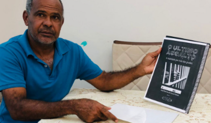 LANÇAMENTO DE LIVRO