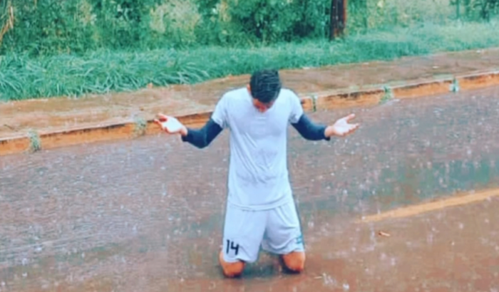 Sou Gabriel Soares ! Me ajude nesta caminhada .