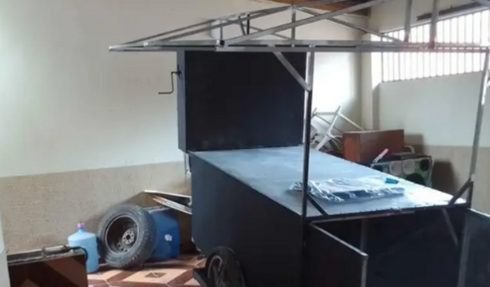 Carrinho de churrasquinho pra mim trabalha