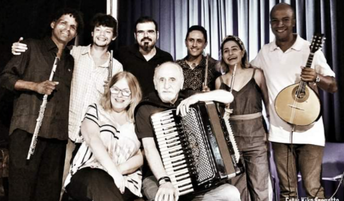 Vaquinha para recuperar a flauta do Julio 