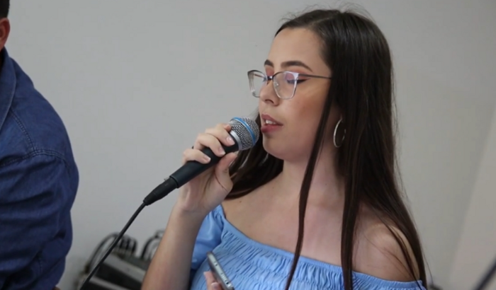 Corrente do bem por Alice