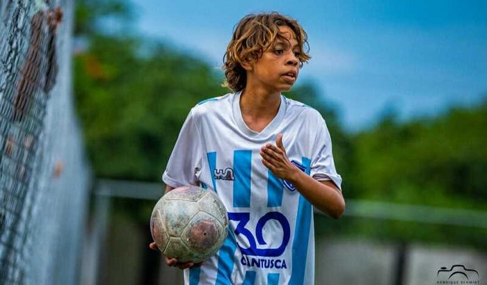 Ajude um atleta em busca do seu sonho.