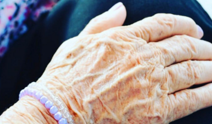 Ajuda para o Lar das Mãezinhas