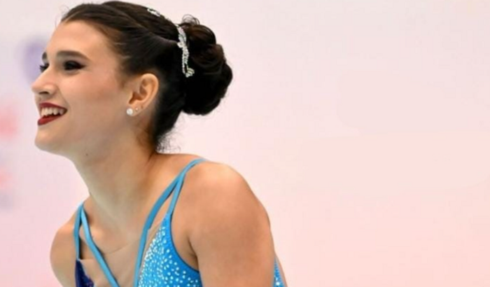 Ajude a Laurinha a ir pra final da Copa do Mundo!