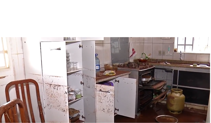 reconstruir casa destruída pela enchente