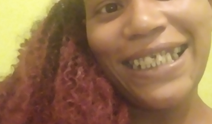 Minha irmã precisa muito jeita dente dela para aruma prego ela mãe soltera por favo que pode juda minha irmã ela