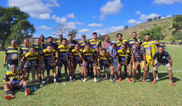 Ajuda para cirurgia dentária 