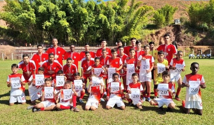 Ajuda para Escolinha de Futebol 