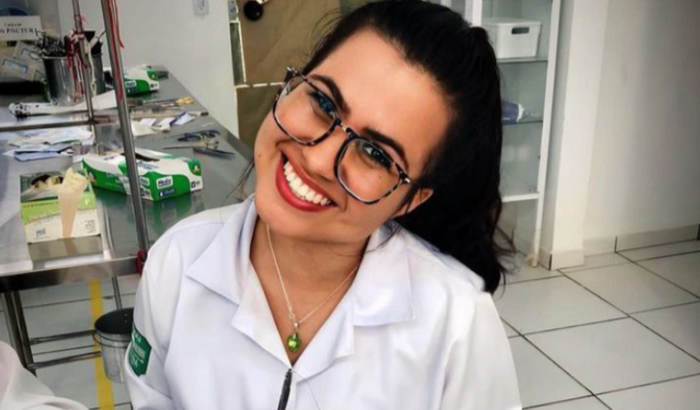 Ajude estudante de medicina estudar na europa