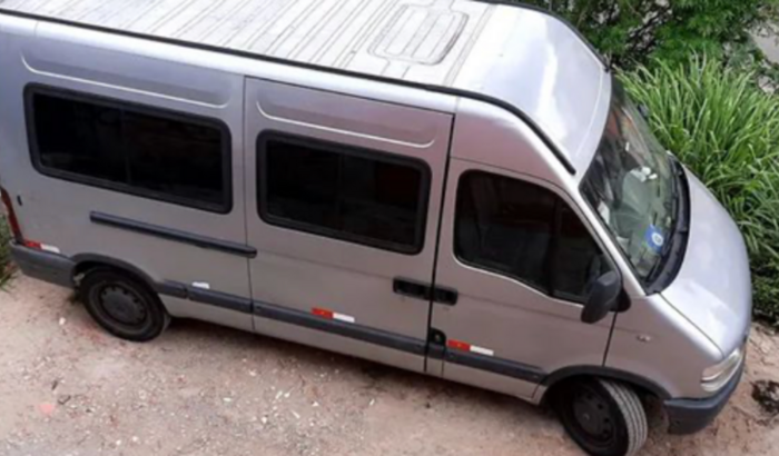 Van da dupla Robby e Lenno