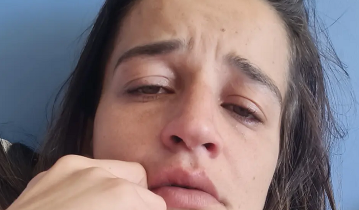 Ajudar a sair da casa dos meus pais narcisistas