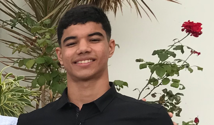 AJUDE JACKSON A PARTICIPAR DO CAMPEONATO DE NATAÇÃO EM SALVADOR 