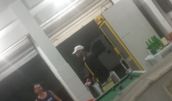 Pagar o aluguel e o agiota