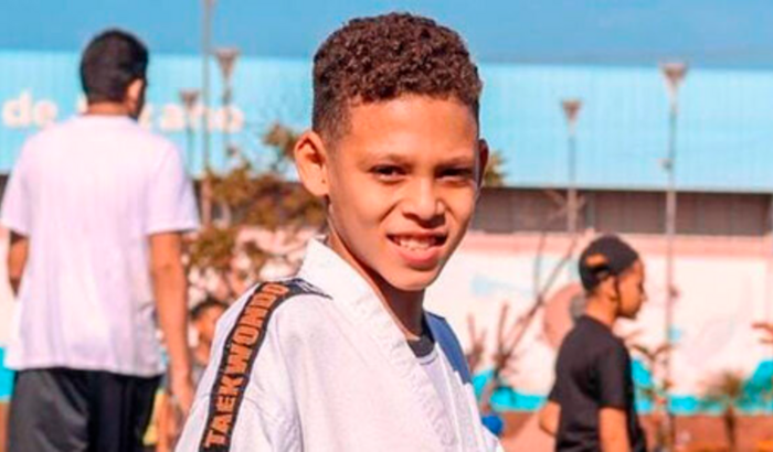 Ajude Nicollas a disputar o Campeonato Brasileiro de Taekwondo