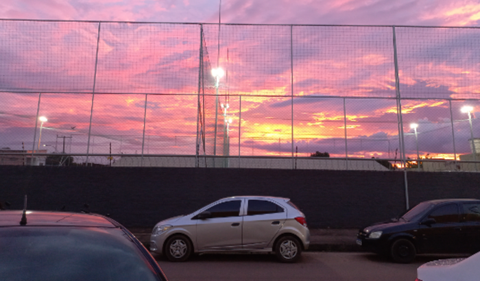 Preciso muito da Ajuda de todos Eu estou muito endividado e trabalho de aplicativo e estou preste a perder meu carro