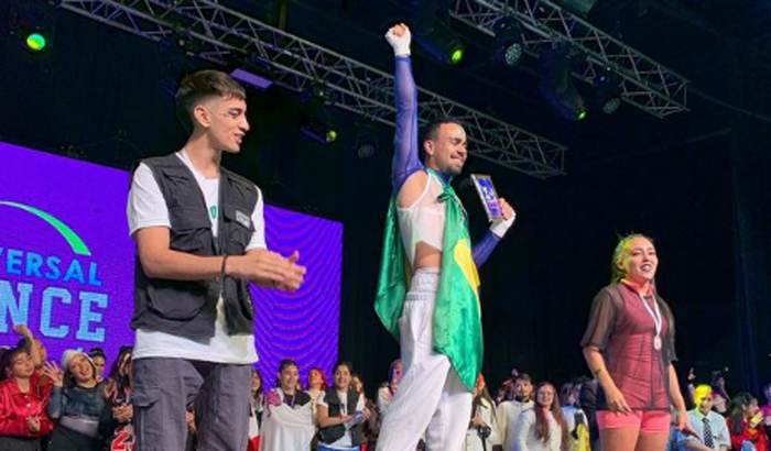 AUXILIO DE CUSTO VIAGEM UNIVERSAL DANCE 