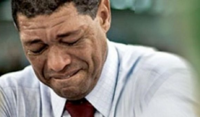 Ajude o Pastor Valdomiro Santiago