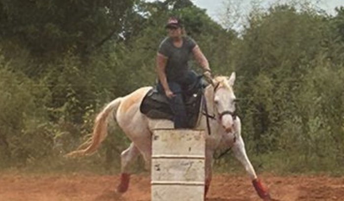 AJUDA - Competição 3 tambores