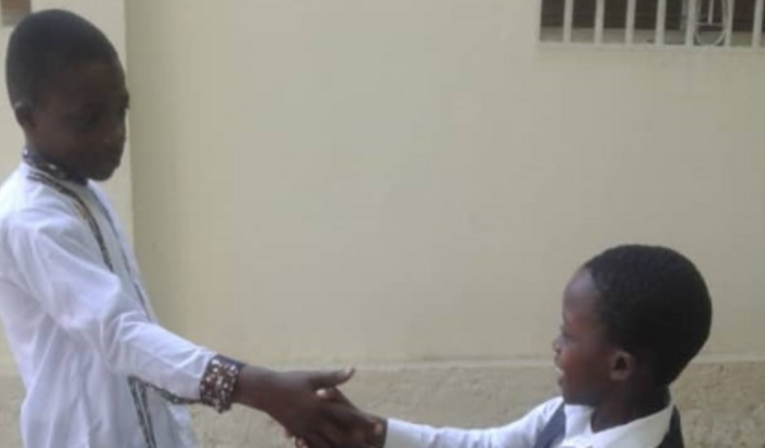 AJUDE A FAMILIA BENOIT A SE REUNIR