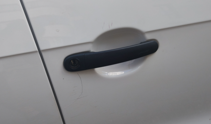 Ajuda arruma meu carro roubado 