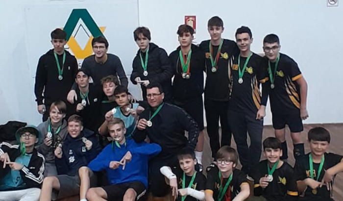 Ajude o Ativa Vôlei a crescer.  