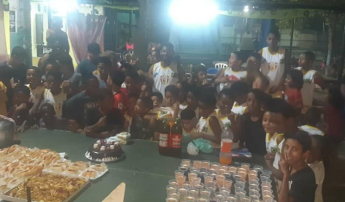 AJUDA PARA O PROJETO SOCIAL ÁGUIA DE OURO PADRE MIGUEL 