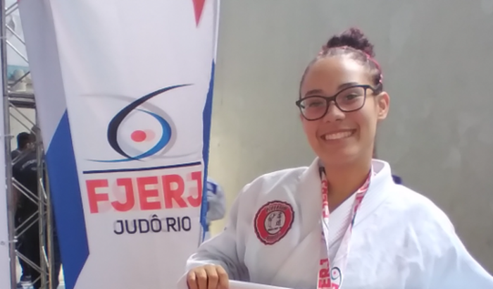 Ajuda para uma ATLETA JUDOCA competir no EQUADOR.