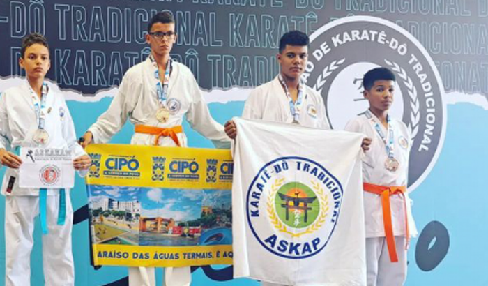 Preciso da sua ajuda para eu ir para o campeonato de karatê 