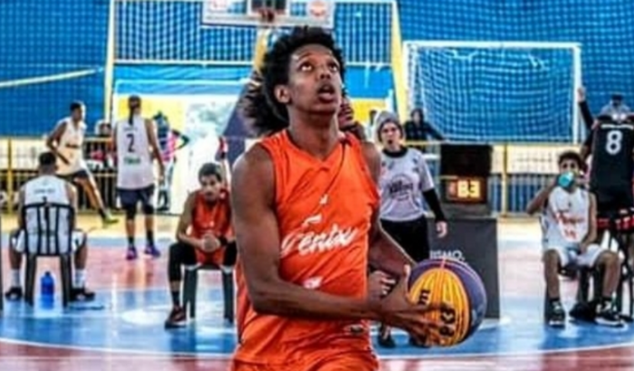 Ajude o Jamal a recuperar o que foi roubado