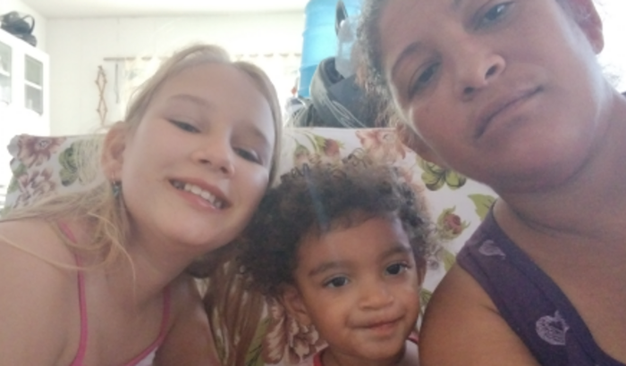 Comprar um treiler para eu trabalhar e sustentar minhas filhas pequenas