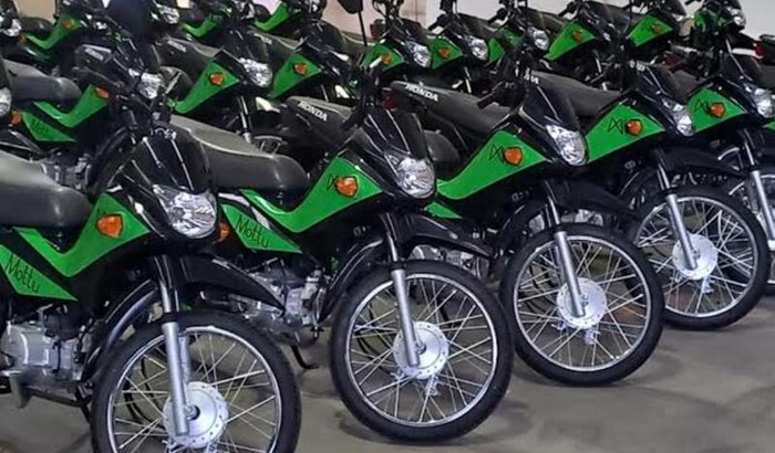 Aluguel de moto pra poder trabalhar.