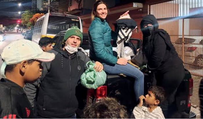 Ajuda para os moradores de rua 