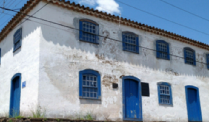 Ajude o Solar do Almirante