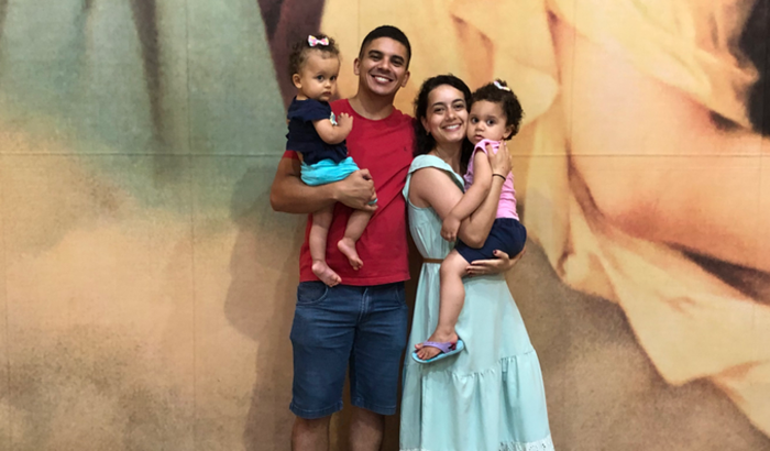 Nos ajude a operar o coração da Maria Antônia