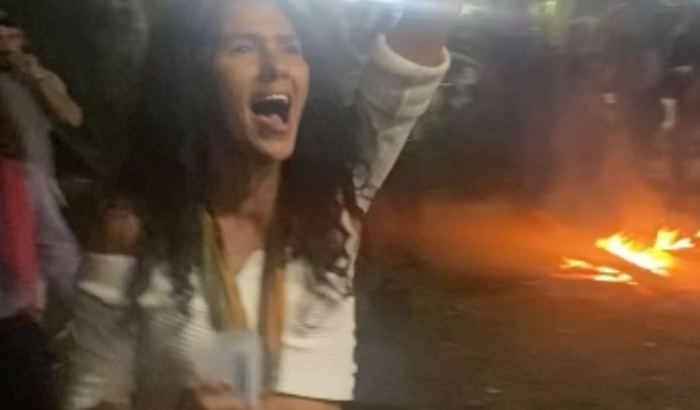 Olivia levou um golpe! Por favor vamos ajudar