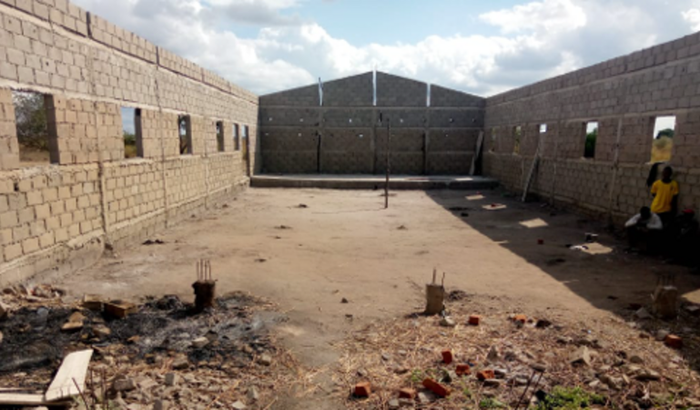 AJUDA PARA COBERTURA DA NOSSA IGREJA EM NHAMATANDA MOÇAMBIQUE