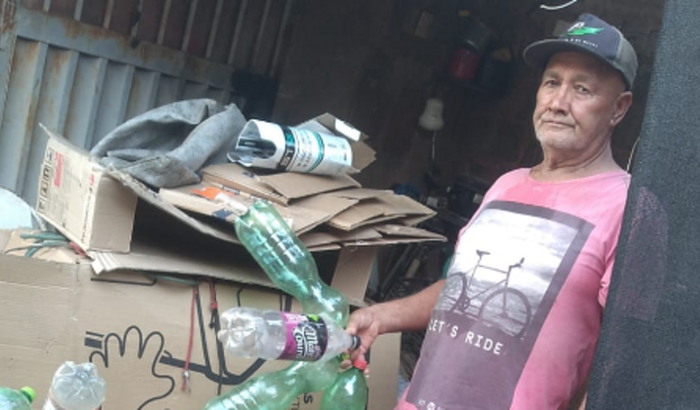 Ajuda Sr. Antônio e família