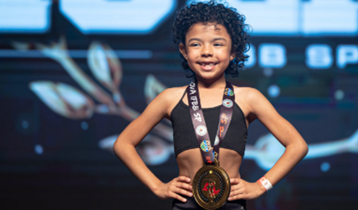 Ajuda atleta Valentina a realizar seu sonho.