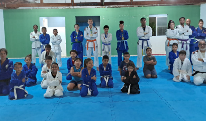 PROJETO SOCIAL SE LIGA NA GENTE - JUDO PARA TODOS