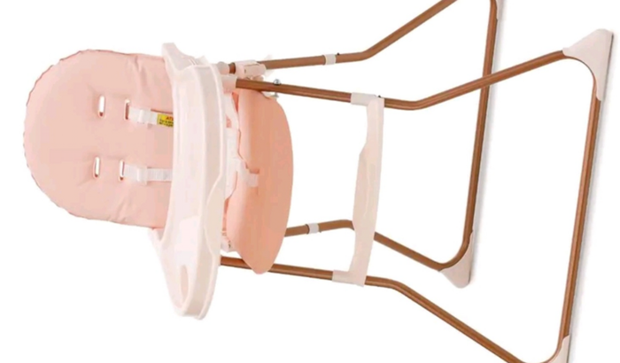 Cadeira de alimentação da Ísis