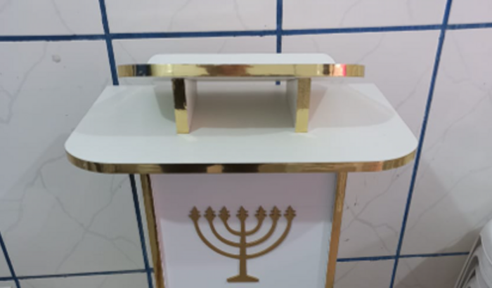Púlpito para igreja (ajudar a obra de Deus)