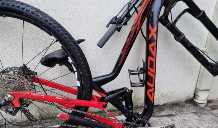 Em prol das bikes do Edmar e do Lucas 