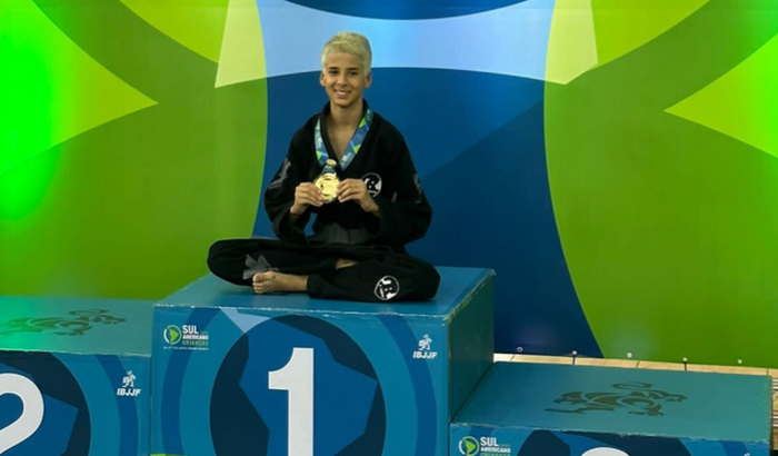 Ajude Arthur a competir nos Campeonatos de Jiu-jítsu 